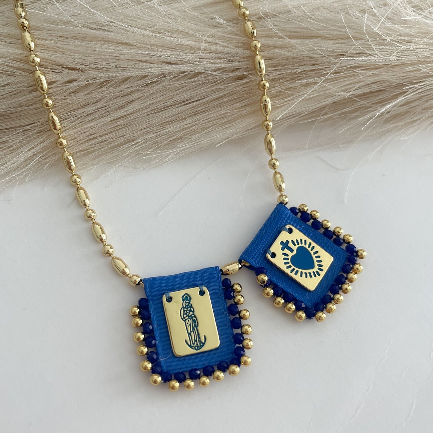 Virgen de la Chinita Scapular Necklace (Blue)