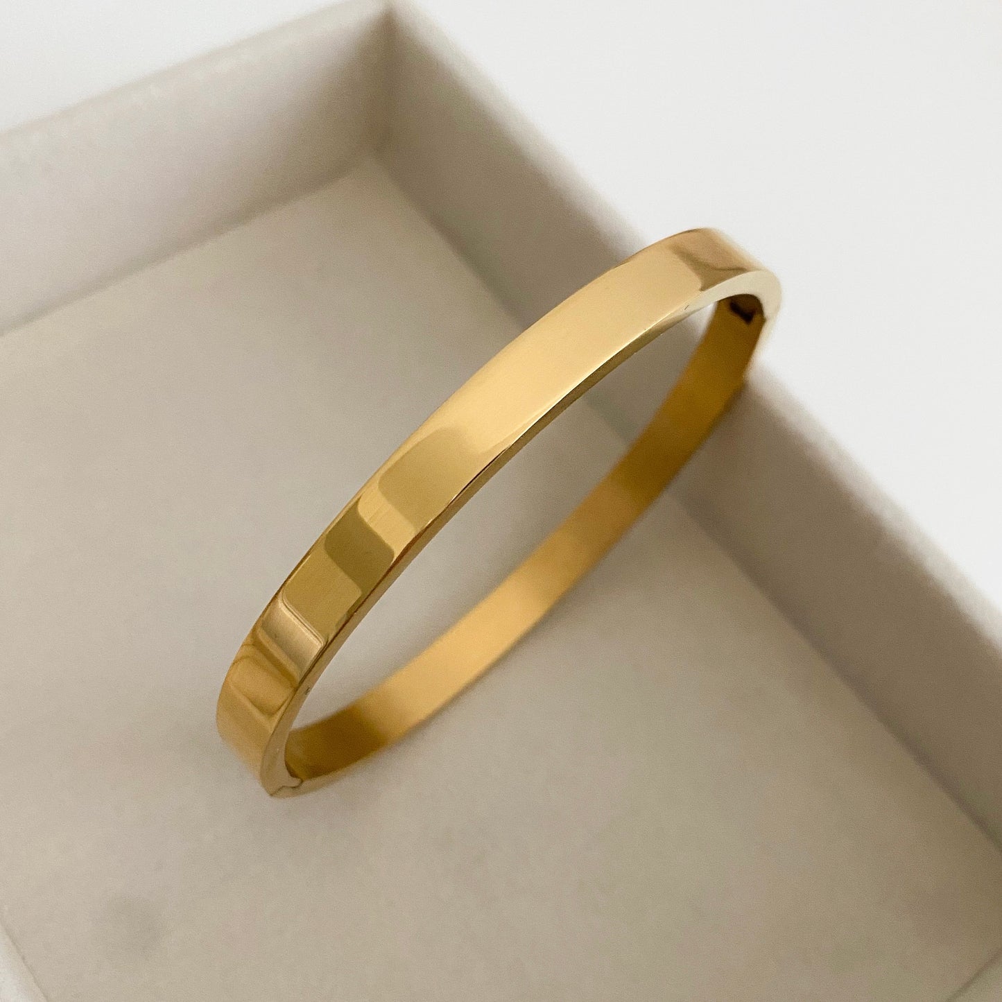 Classic Gold Bracelet