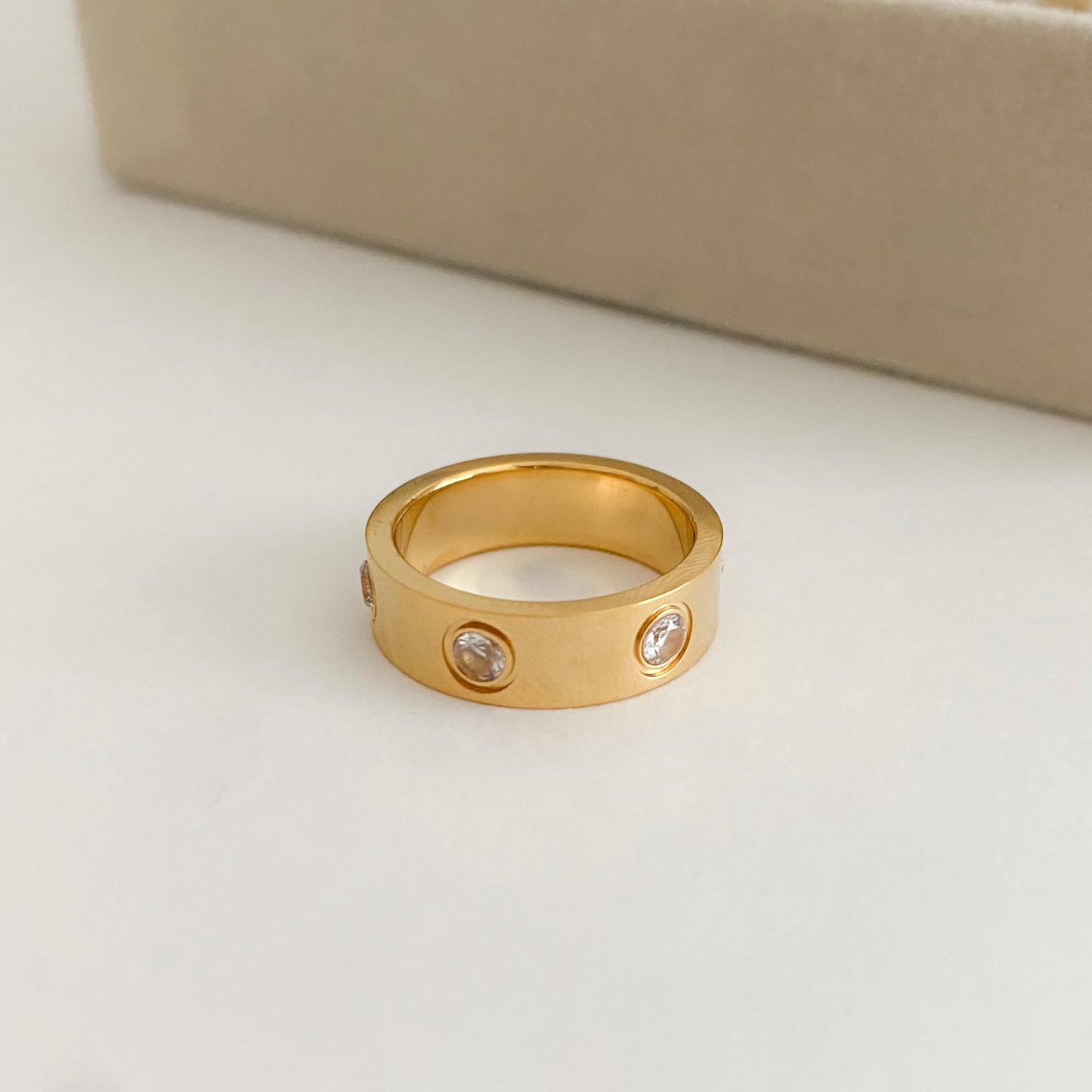 Classic Gold Ring