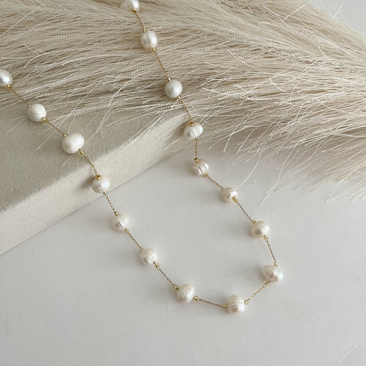 Mily Big Pearl Necklace