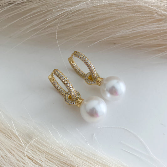 Ana Pearl Hoops (Double Function)