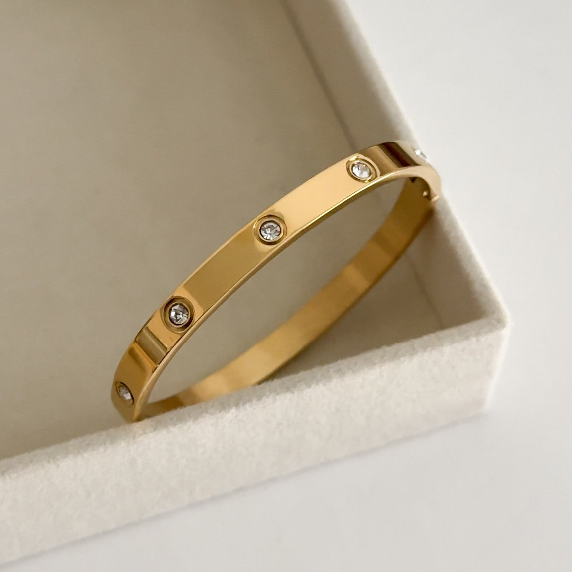 Classic Gold Bracelet