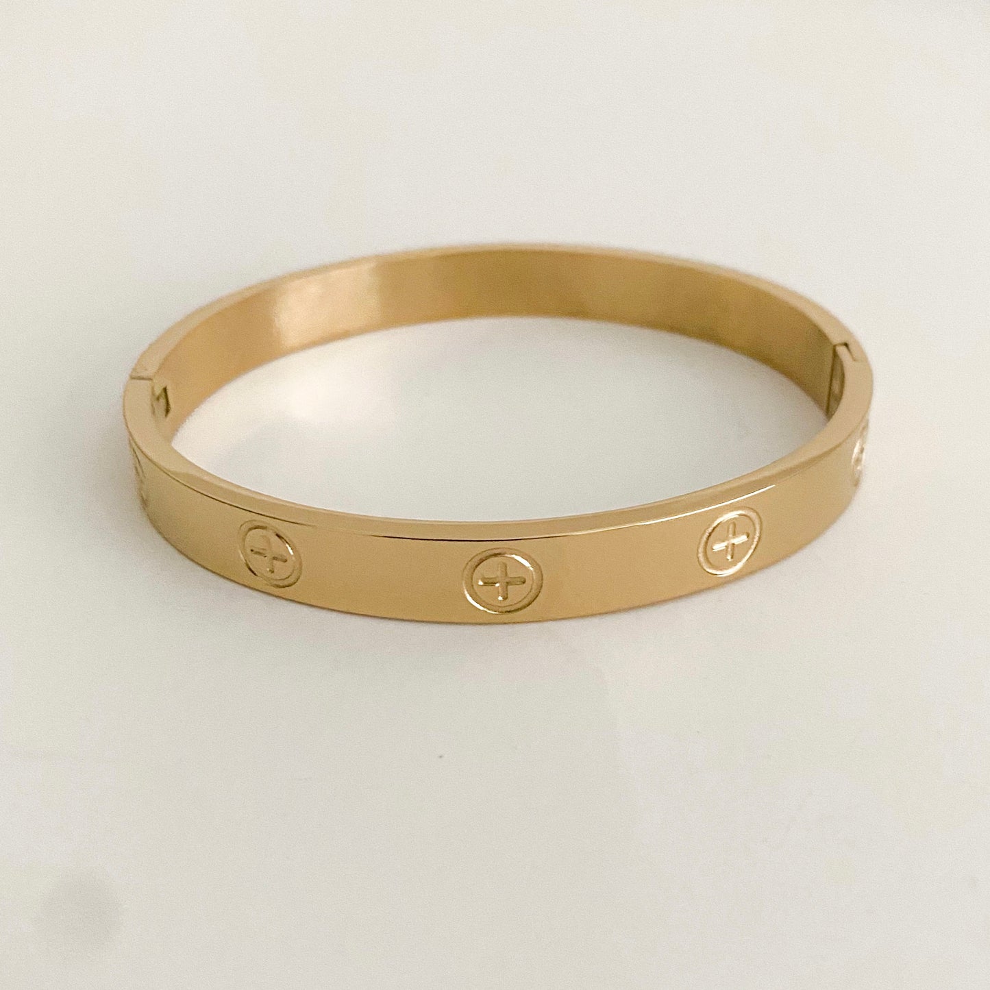 Classic Gold bracelet