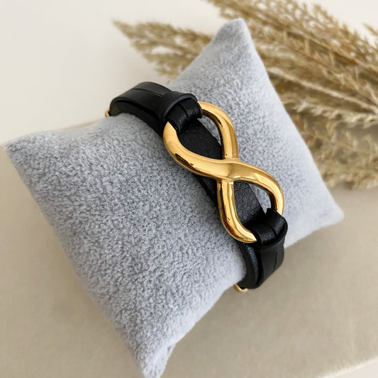 Infinity Gold bracelet