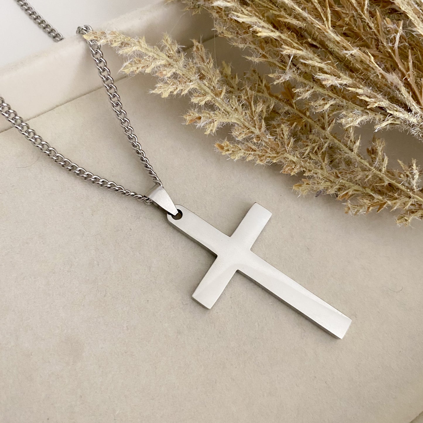 Classic silver cross necklace