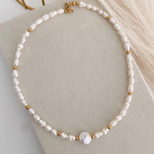 Leia pearl chain